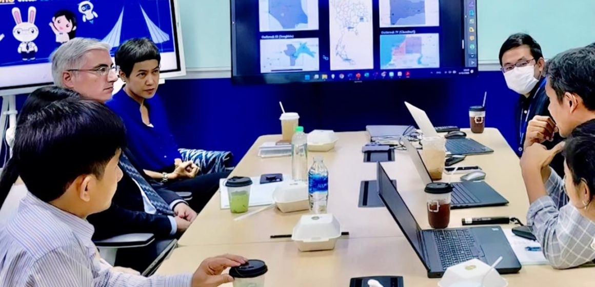 04.10.2023_Mvitlab-welcome-delegate_CV คณะ ICT ม.มหิดล (ICT Mahidol) ให้การต้อนรับอาคันตุกะ จากกรมปศุสัตว์ ศูนย์ควบคุมและป้องกันโรคแห่งสหรัฐอเมริกา องค์กรหุ้นส่วนความมั่นคงทางสุขภาพ และ คณะสัตวแพทยศาสตร์ มหาวิทยาลัยมหิดล ในโอกาสเข้าหารือความร่วมมือด้านการวิจัย