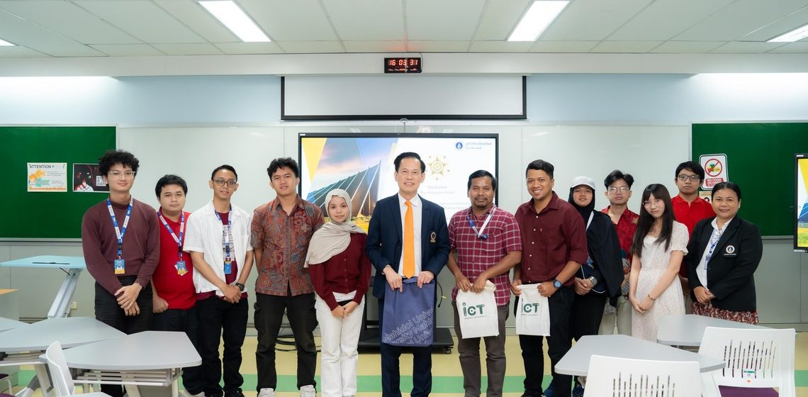 04.07.2025_UGM Visit ICT_CV คณะ ICT ม.มหิดล (ICT Mahidol) ให้การต้อนรับอาคันตุกะจาก Universitas Gadjah Mada สาธารณรัฐอินโดนีเซีย ในโอกาสเข้าเยี่ยมชมคณะฯ และรับฟังการบรรยายด้าน “AI and Ethics “