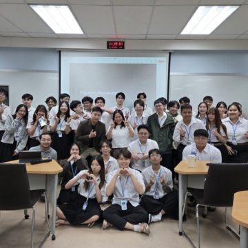 คณะ ICT ม.มหิดล (ICT Mahidol) จัดบรรยายพิเศษในหัวข้อ “Data Analytics & Data Engineer” และให้ข้อเสนอแนะโครงงาน