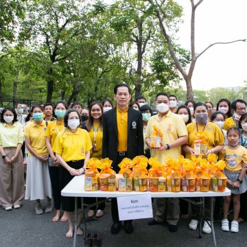 ICT Mahidol participated in the merit-making ceremony on the occasion of the Memorial Day for His Majesty the late King Bhumibol Adulyadej the Great