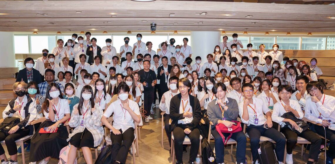 20.03.2024_ITDS101-SCB-Banking-Study-Visit_CV_0 ICT Mahidol led DST Thai Program students to participate in a study visit at the SCB Academy