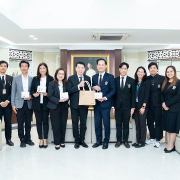 ICT Mahidol Executives Paid a New Year Courtesy Visit to the Mahidol University President
